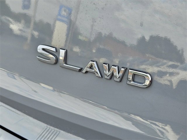 Used 2021 Nissan Rogue SL w/ Premium Package image 14