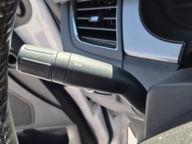 Used 2013 Ford Edge SEL image 25