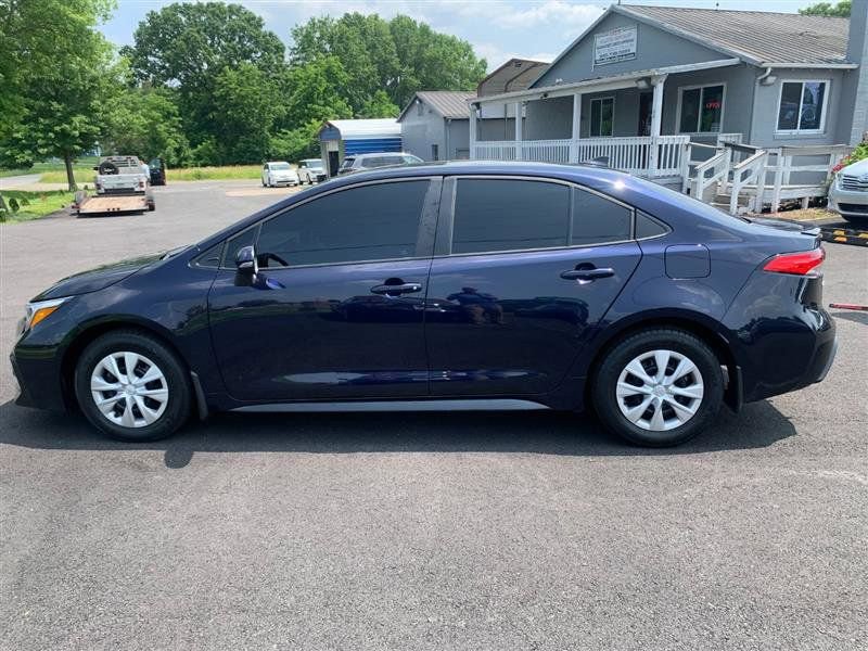 Used 2023 Toyota Corolla SE w/ SE Premium Package image 7