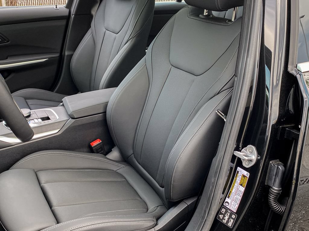 New 2026 BMW 330i xDrive Sedan w/ Premium Package AWD/4WD image 12