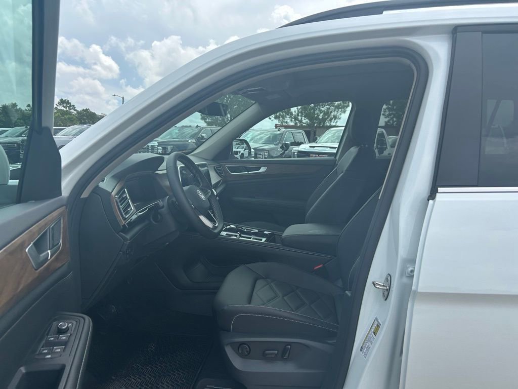 New 2026 Volkswagen Atlas SE image 9