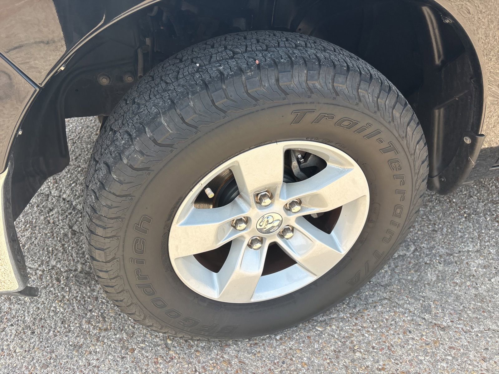Used 2019 RAM 1500 Tradesman w/ Chrome Plus Package RWD image 31