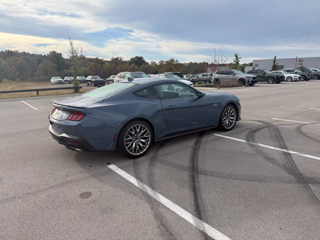 Used 2025 Ford Mustang GT Premium RWD image 15