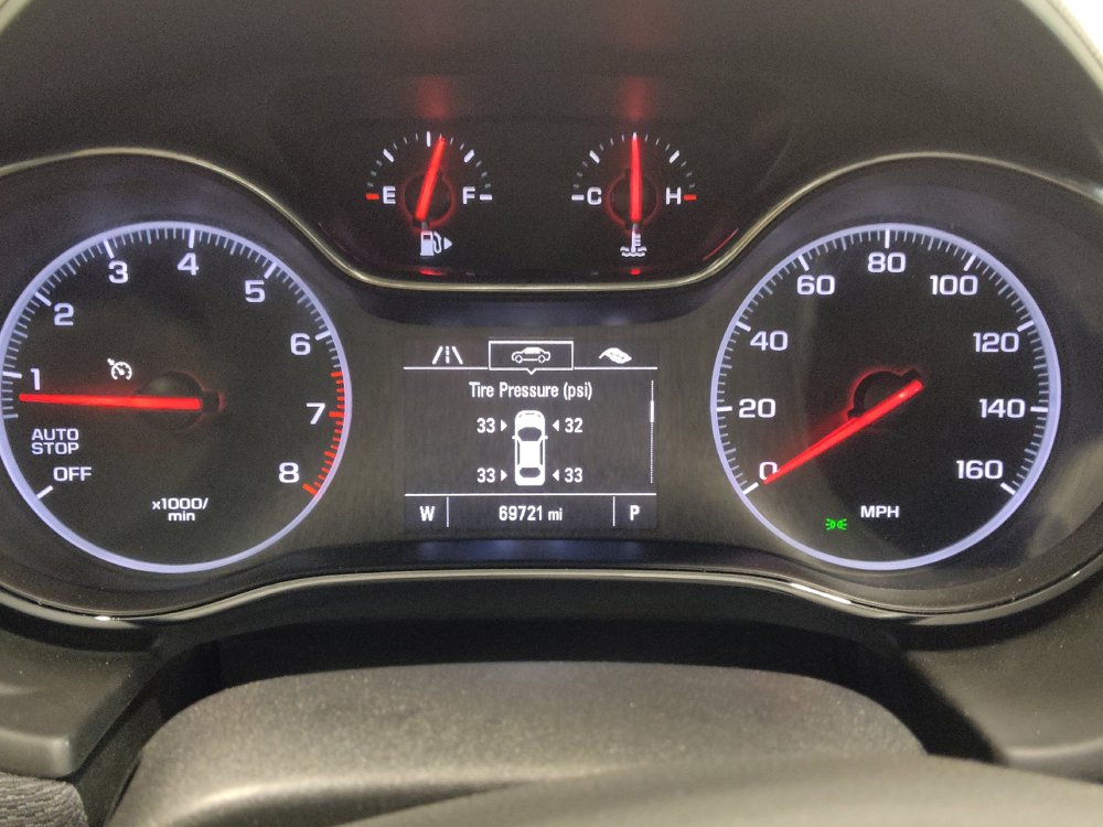 Used 2019 Chevrolet Cruze LT w/ Convenience Package FWD image 23