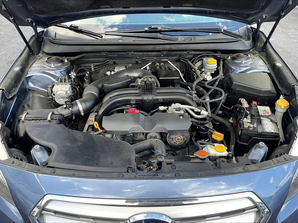Used 2016 Subaru Outback 2.5i Limited AWD/4WD image 30