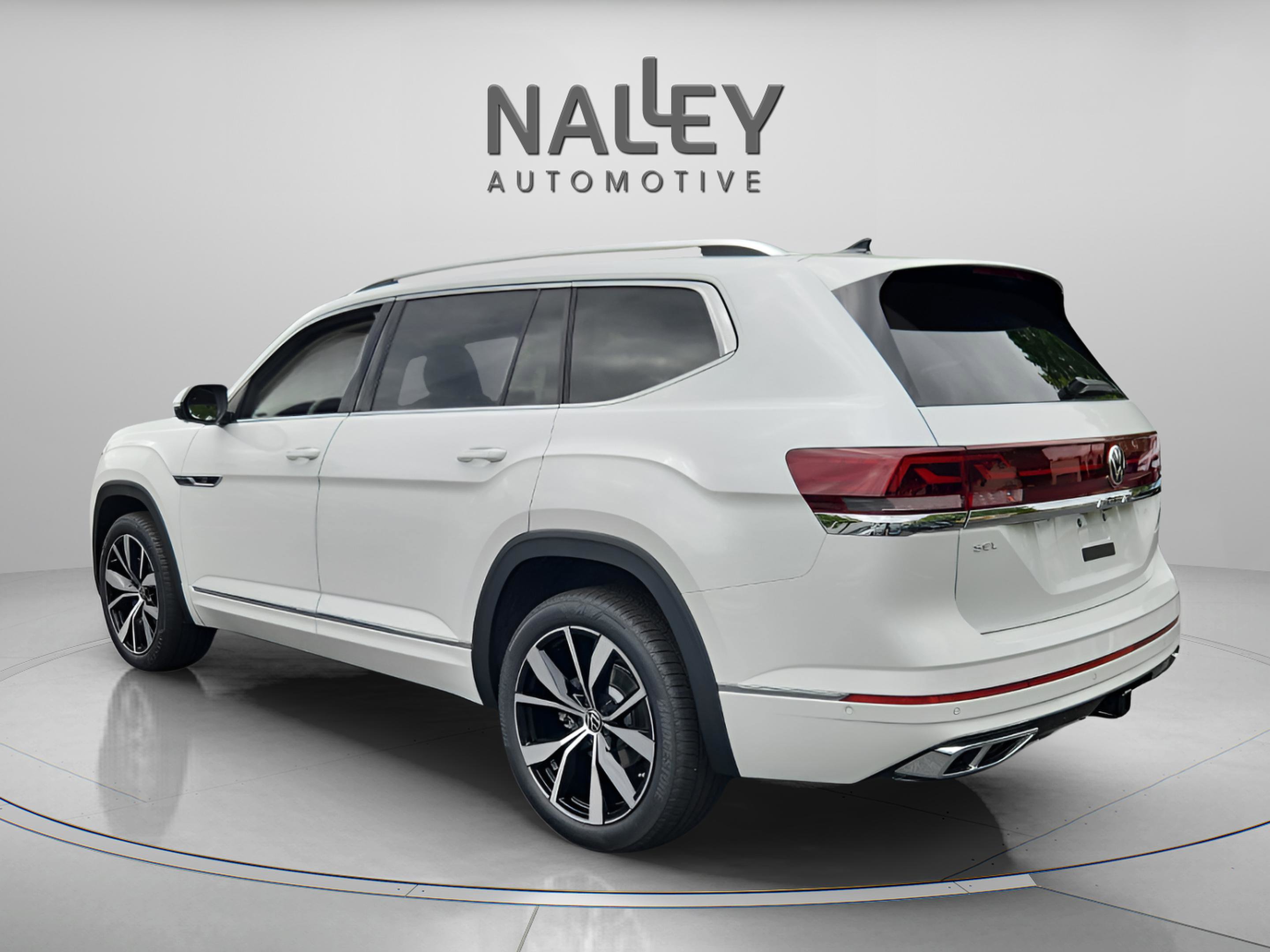 New 2026 Volkswagen Atlas SEL Premium R-Line image 3