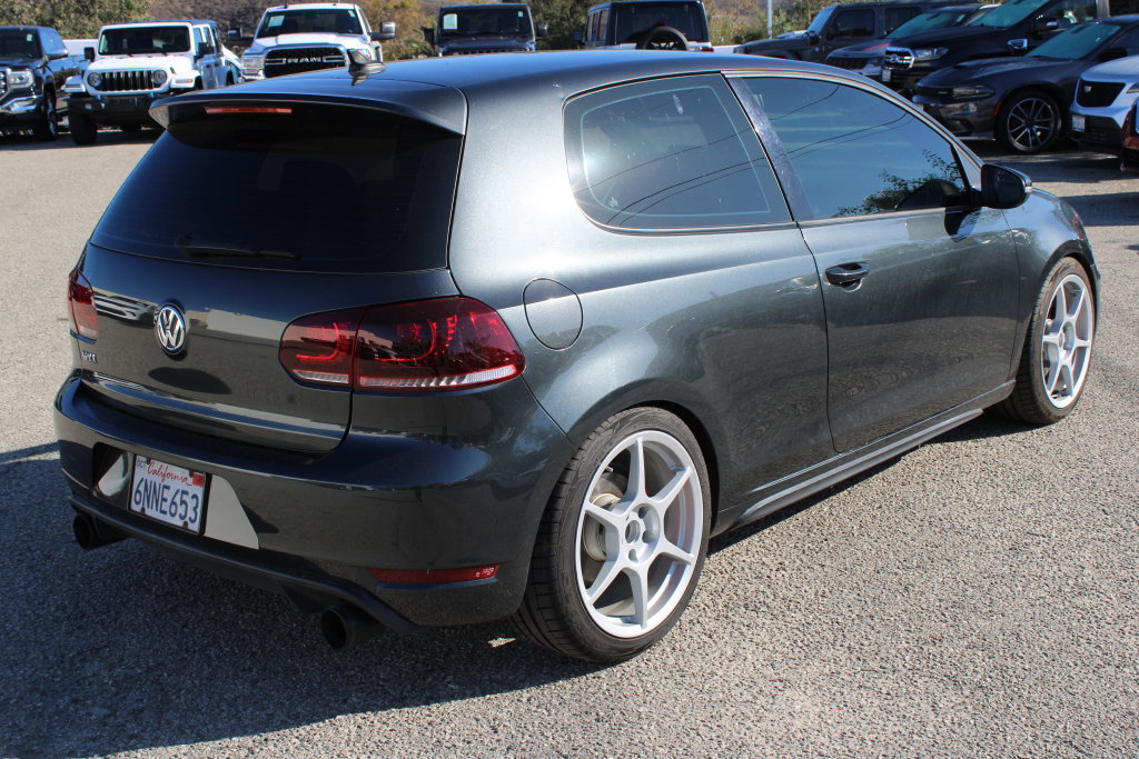 Used 2011 Volkswagen Golf 2-Door FWD image 4