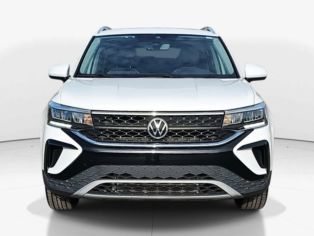 Used 2022 Volkswagen Taos SE w/ Panoramic Sunroof Package image 10