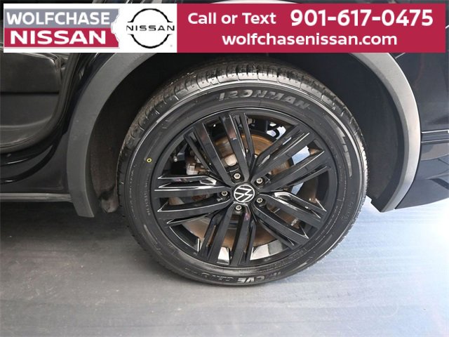 Used 2022 Volkswagen Tiguan SE R-Line image 16