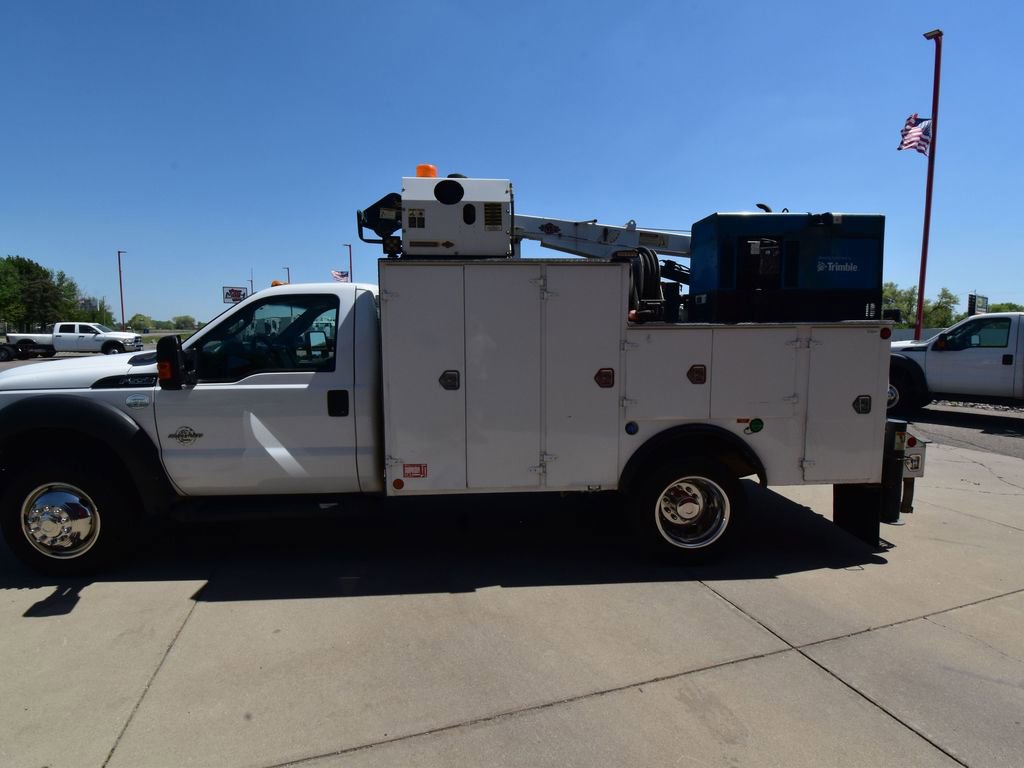 Used 2014 Ford F550 4x4 Regular Cab Super Duty image 7