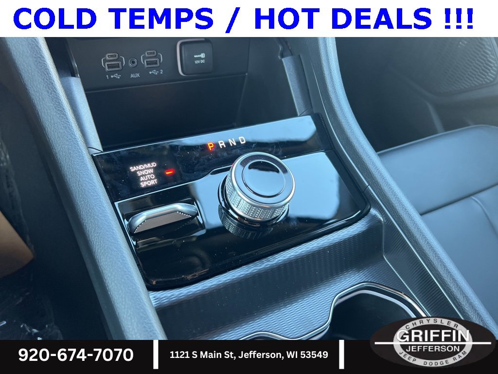 New 2025 Jeep Grand Cherokee Limited w/ Black Appearance Package image 20