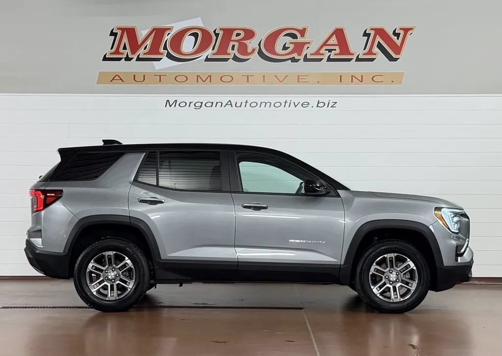Used 2026 GMC Terrain Elevation AWD/4WD image 2