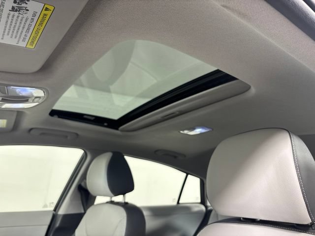 Used 2020 Hyundai Ioniq Limited FWD image 19