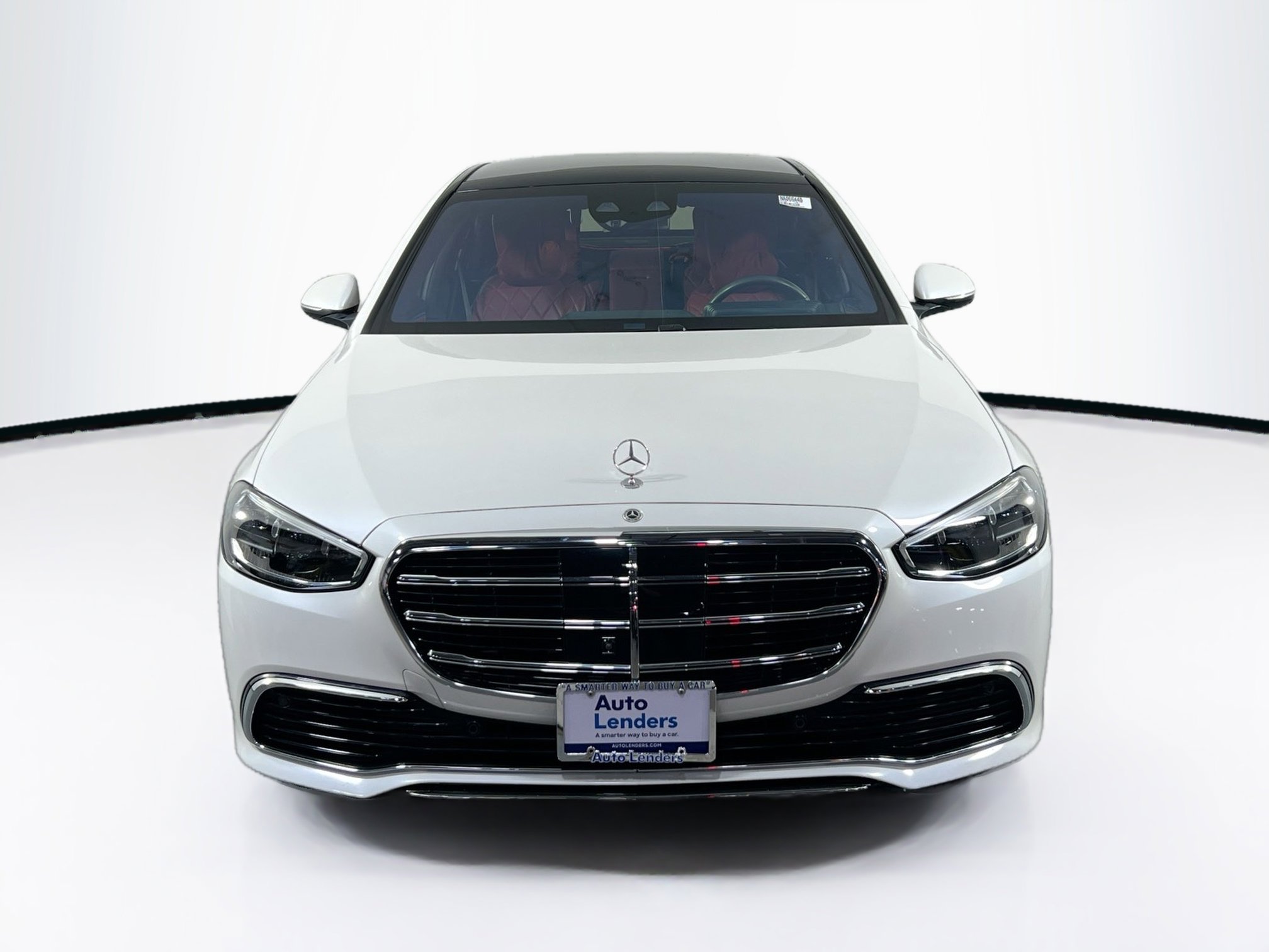Used 2022 Mercedes-Benz S 580 4MATIC Sedan image 2