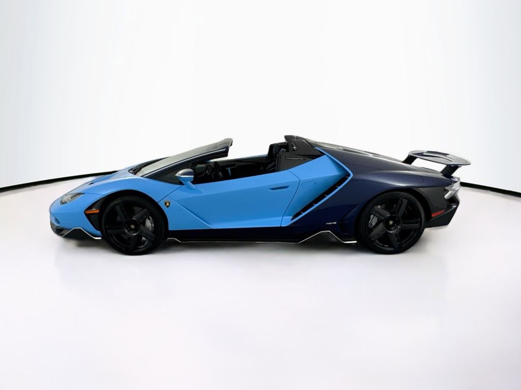 Used 2017 Lamborghini Centenario LP 770-4 image 8