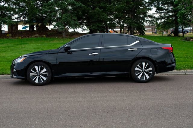 Used 2022 Nissan Altima 2.5 SV image 3