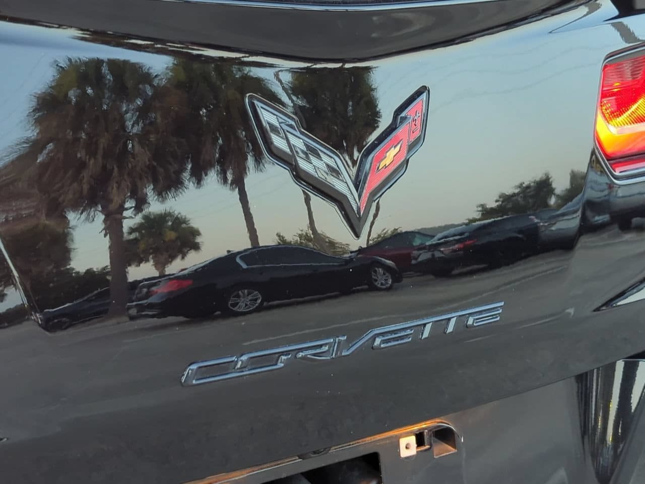 Certified 2019 Chevrolet Corvette Stingray Coupe RWD image 5