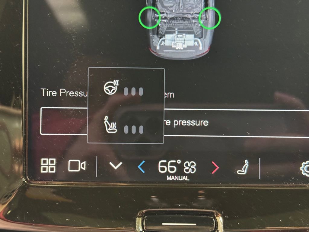 Used 2022 Volvo S90 B6 R-Design w/ Advanced Package image 43