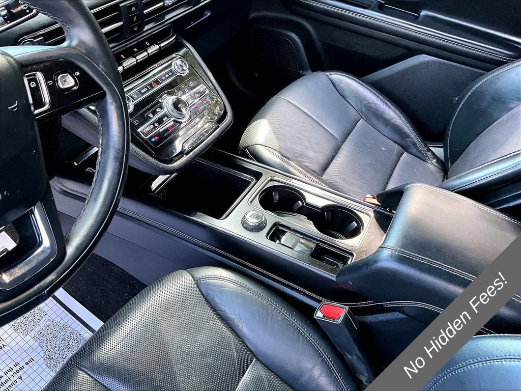 Used 2020 Lincoln Corsair AWD w/ Premium Package image 12