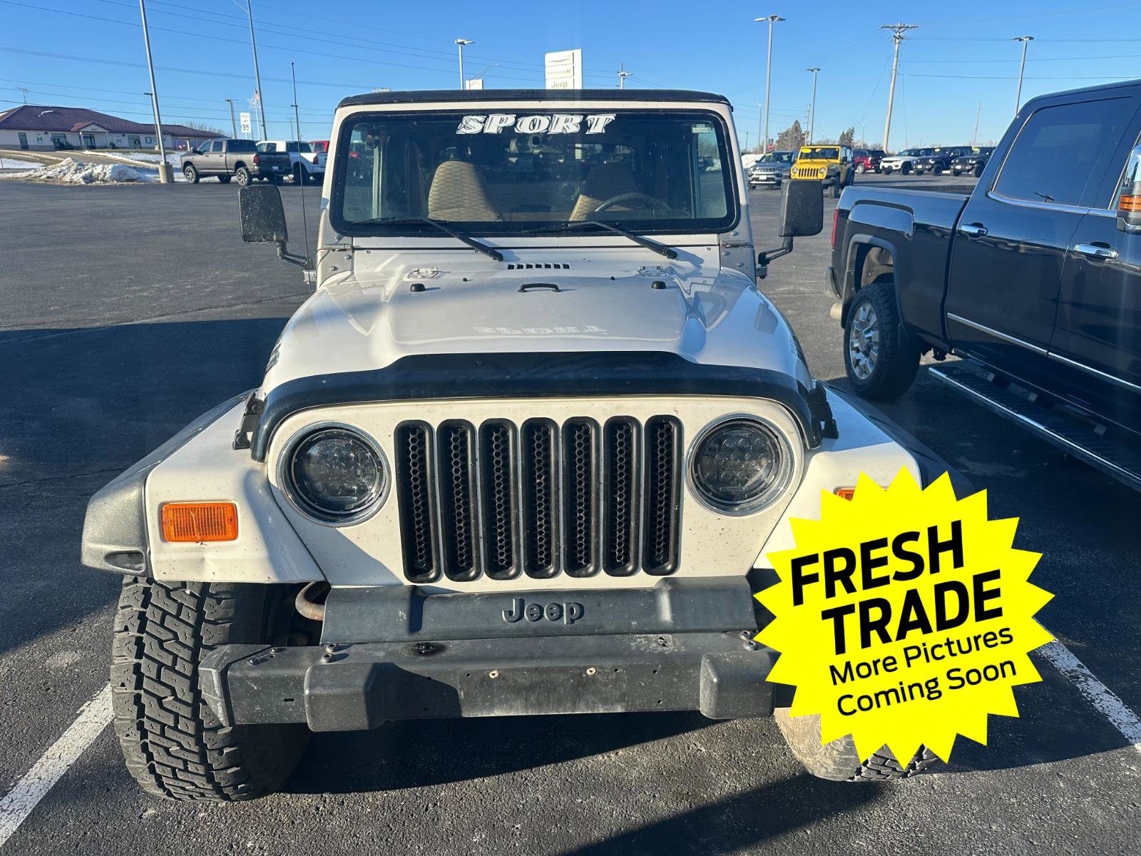 Used 2000 Jeep Wrangler Sport image 2