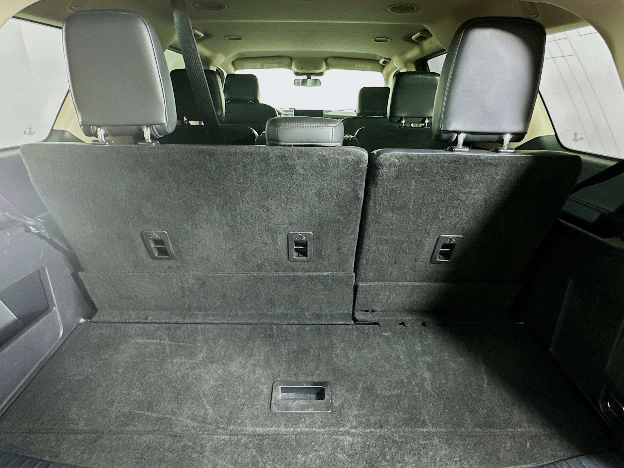 Used 2024 Ford Expedition XLT image 30