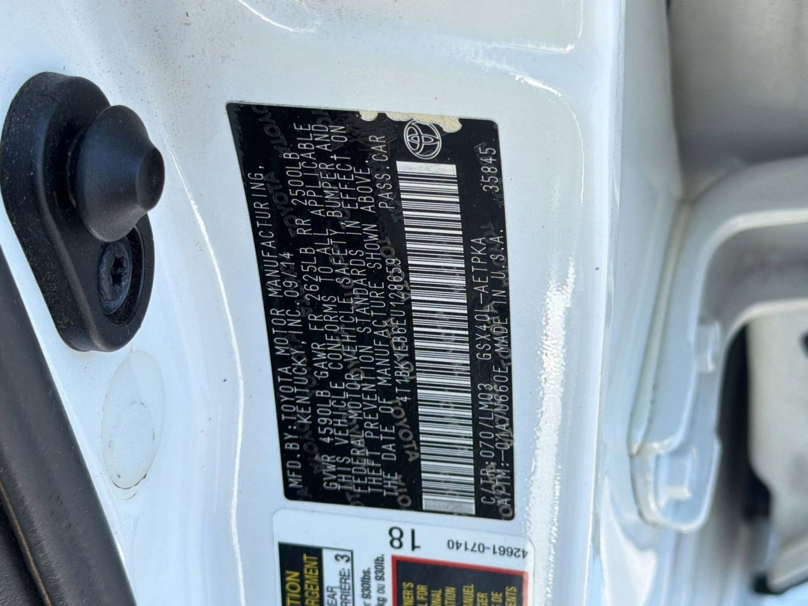 Used 2014 Toyota Avalon Limited w/ Technology Package FWD image 20