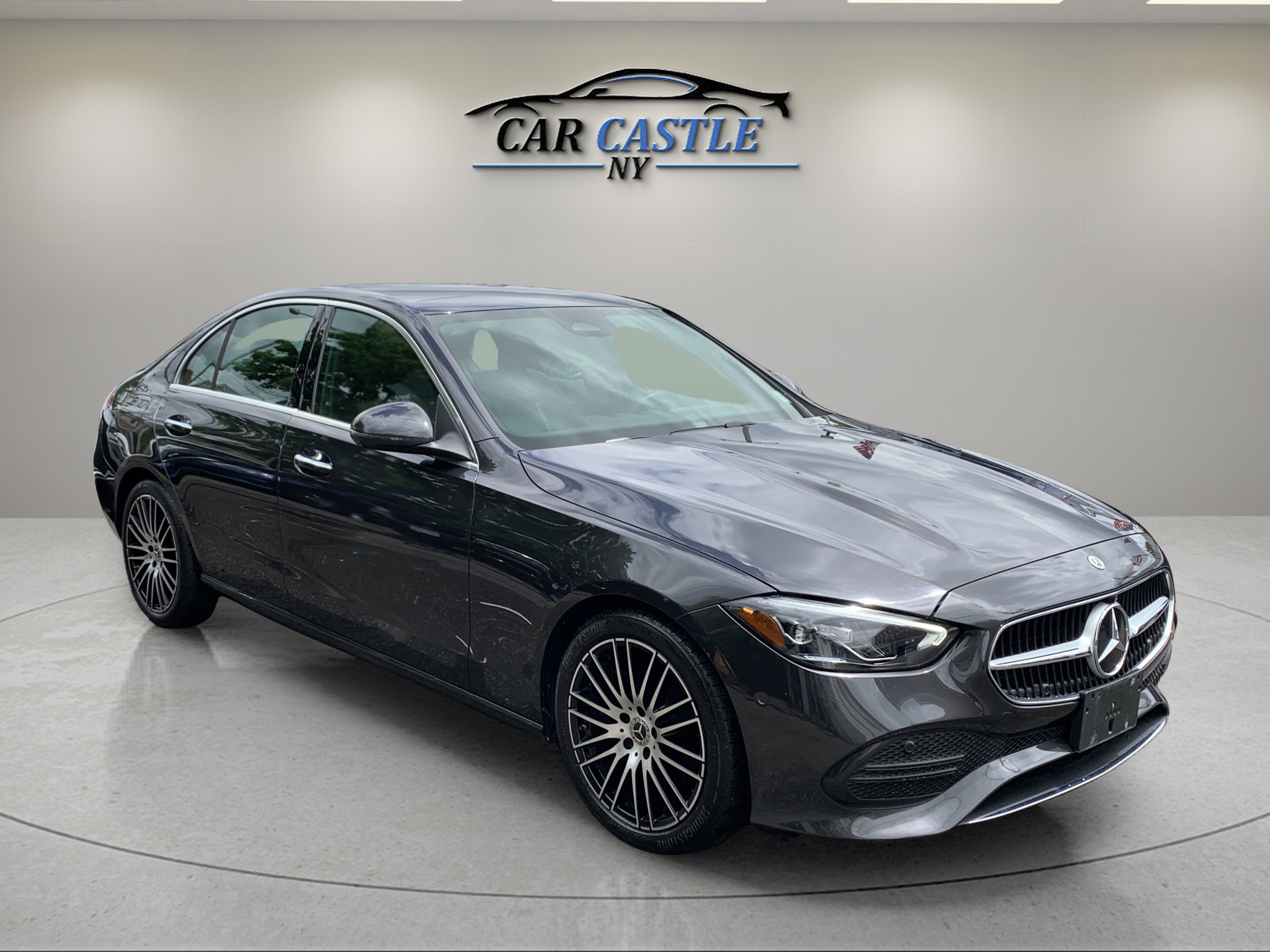 Used 2022 Mercedes-Benz C 300 4MATIC Sedan w/ Exclusive Trim Package image 5