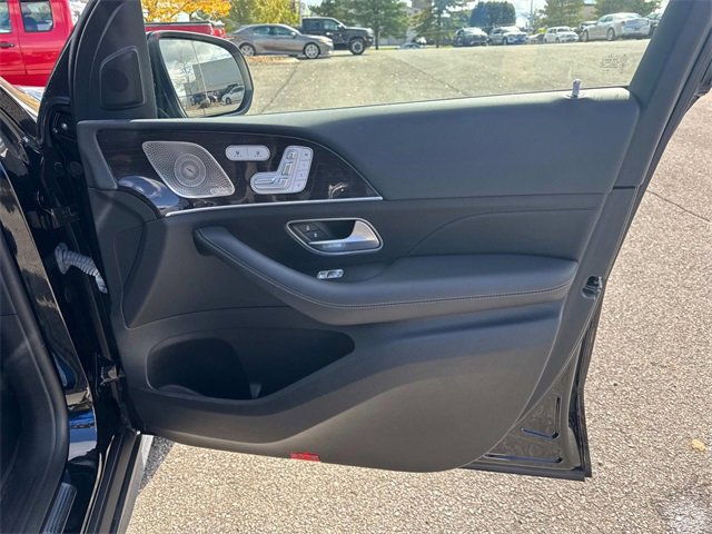 Used 2021 Mercedes-Benz GLS 450 4MATIC image 27