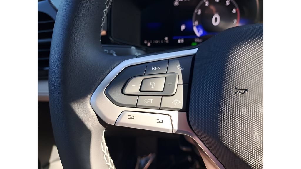 New 2025 Volkswagen Taos S AWD/4WD image 31