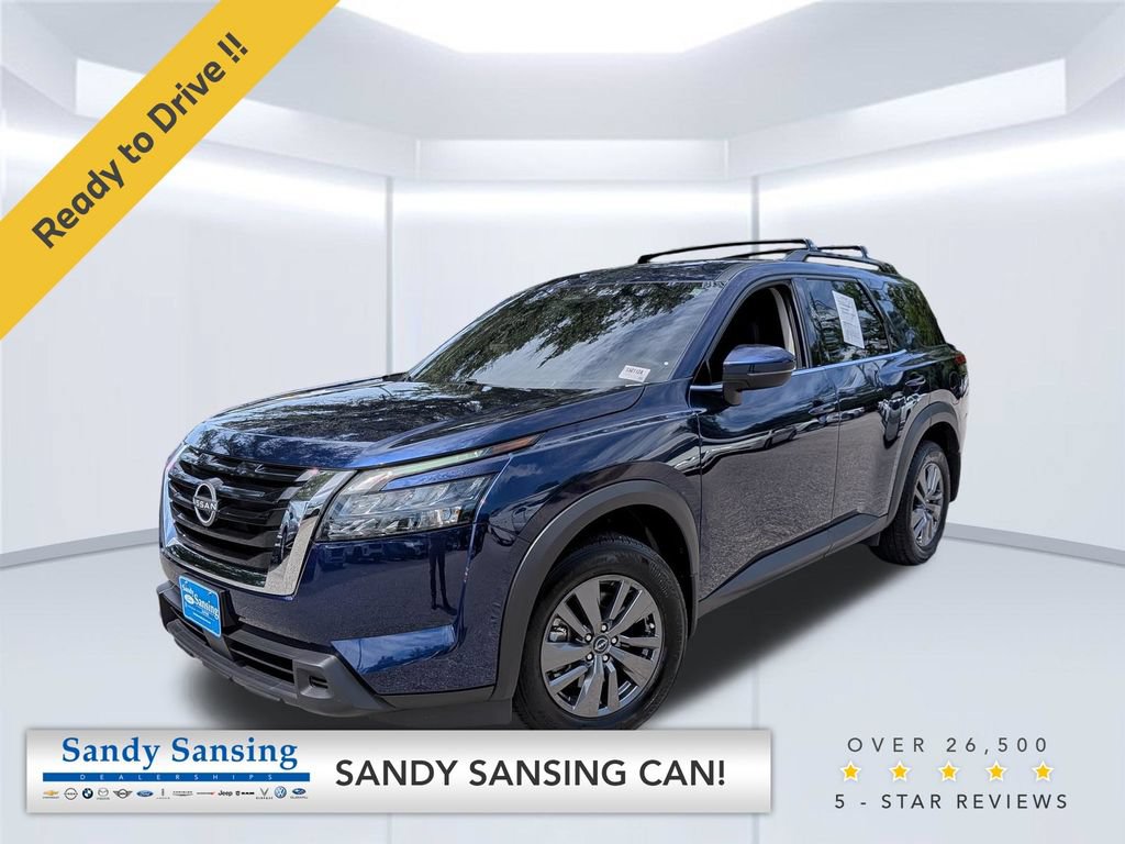 Used 2025 Nissan Pathfinder SV FWD image 1