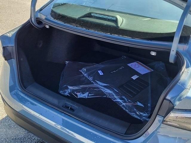 New 2026 Nissan Sentra SV w/ Floor Mat Package FWD image 4