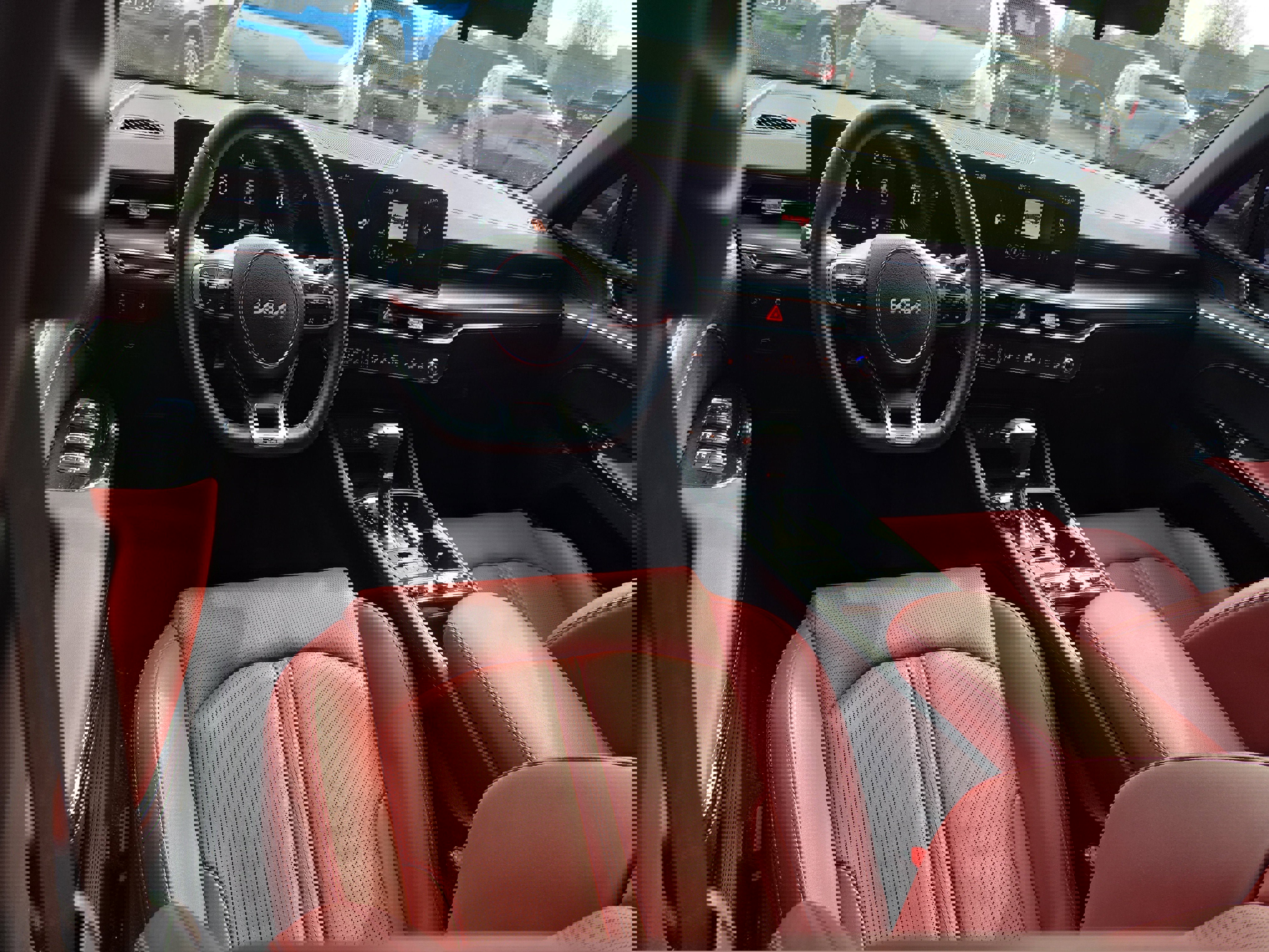 Used 2025 Kia K5 GT-Line w/ GT-Line Premium Package image 13