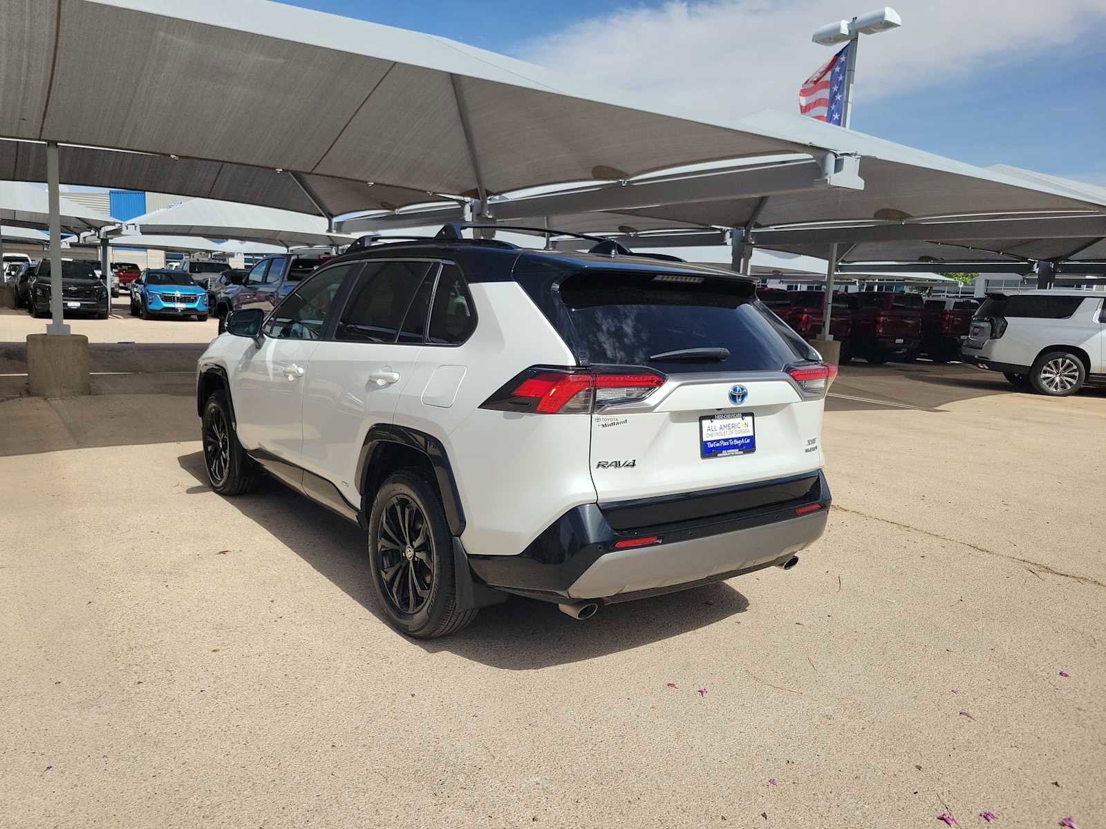 Used 2024 Toyota RAV4 XSE w/ Advanced Technology Package AWD/4WD image 6