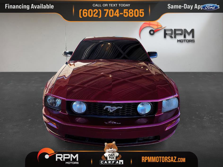 Used 2005 Ford Mustang GT image 2