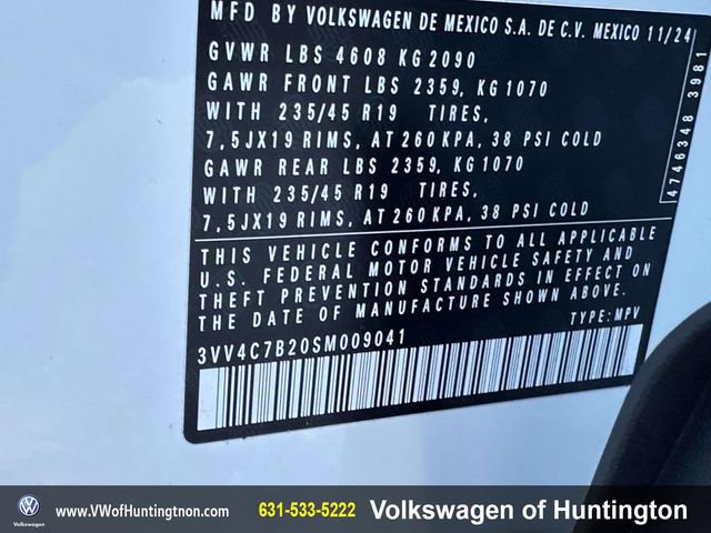 Certified 2025 Volkswagen Taos SEL w/ Taos Adventure Package (SXB) image 17