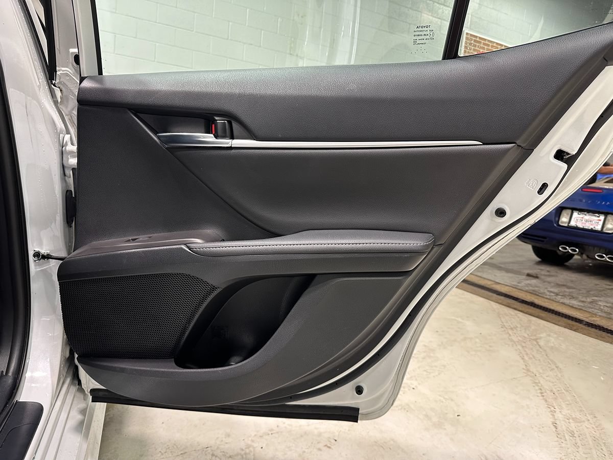 Used 2022 Toyota Camry XSE w/ Carpet Mat Package (TMS) FWD image 14