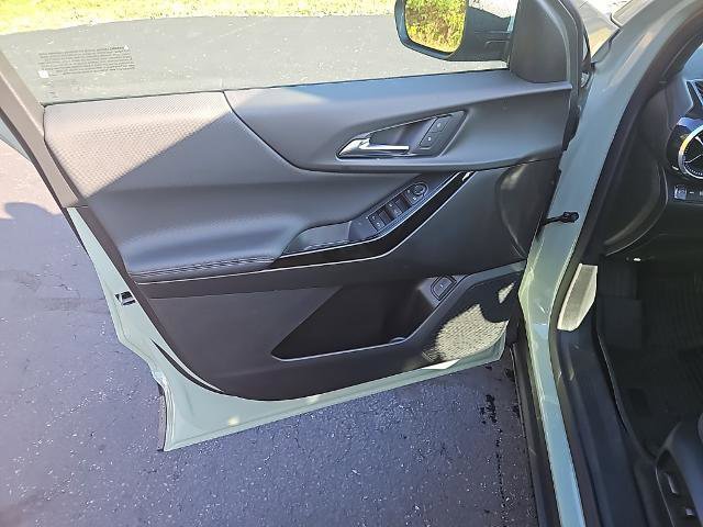 New 2026 Chevrolet Equinox LT w/ Convenience Package II image 10