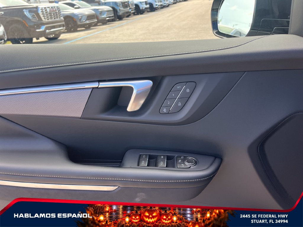 New 2027 Buick Enclave Sport Touring w/ Super Cruise Package FWD image 23
