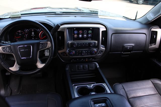 Used 2016 GMC Sierra 1500 Denali AWD/4WD image 25