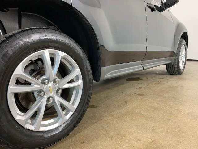 Used 2017 Chevrolet Equinox LT w/ Convenience Package image 9