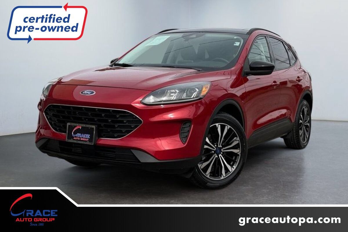Used 2022 Ford Escape SE w/ SE Sport Appearance Package AWD/4WD image 1