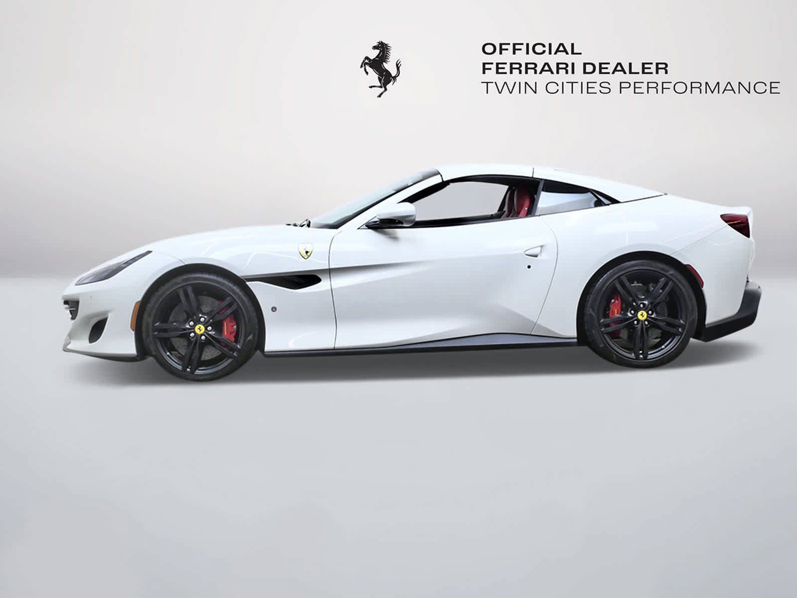 Certified 2019 Ferrari Portofino RWD image 2