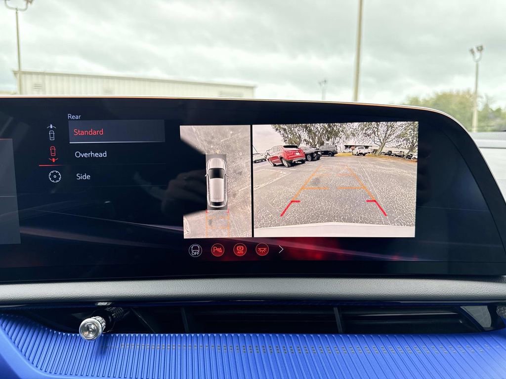 New 2026 Cadillac Optiq V image 24