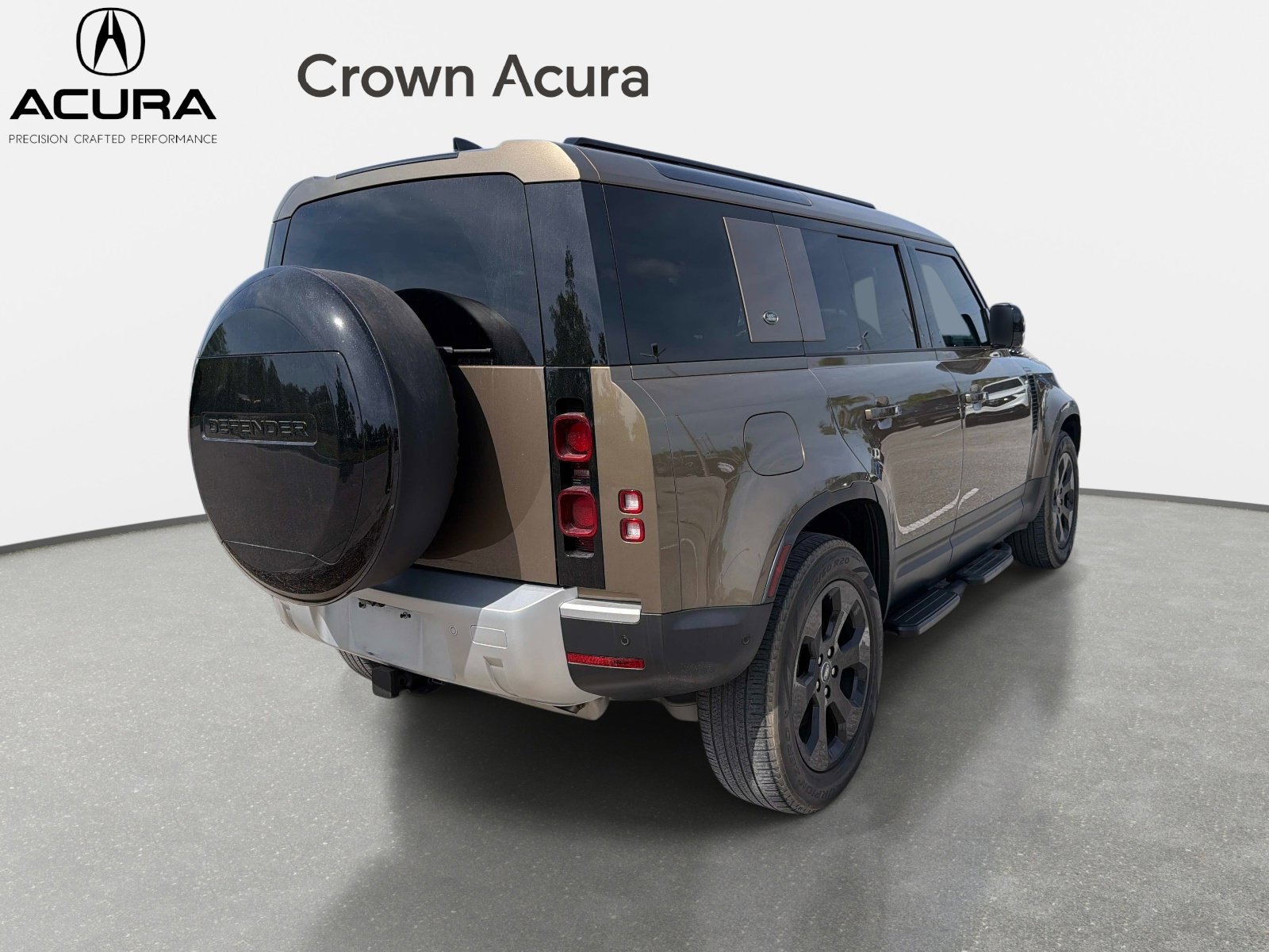 Used 2024 Land Rover Defender 110 S AWD/4WD image 7