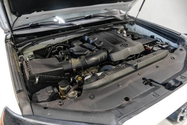 Used 2017 Toyota 4Runner SR5 RWD image 65