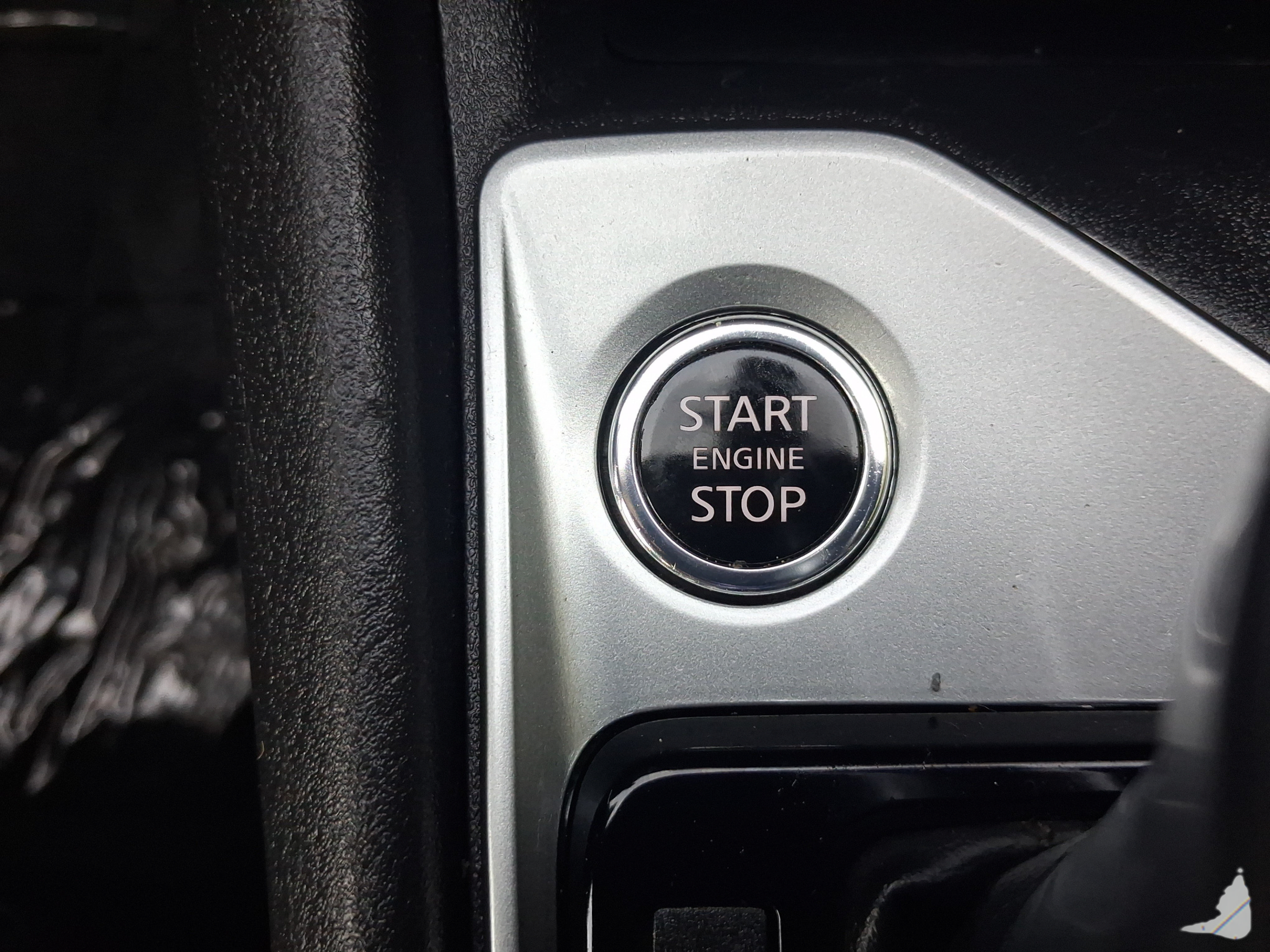 Used 2025 Nissan Altima 2.5 SV FWD image 34