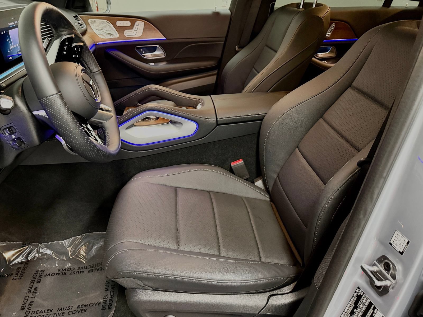 Used 2025 Mercedes-Benz GLS 450 4MATIC image 23
