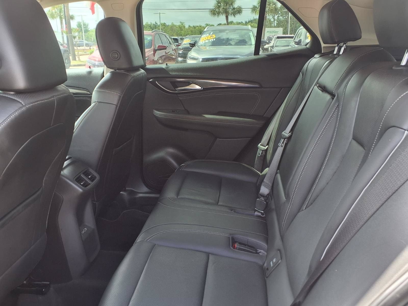 Used 2022 Buick Envision Essence w/ Safety Package FWD image 24