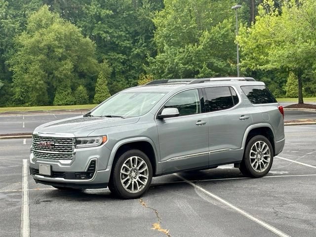 Used 2023 GMC Acadia Denali w/ Denali Ultimate Package FWD image 2
