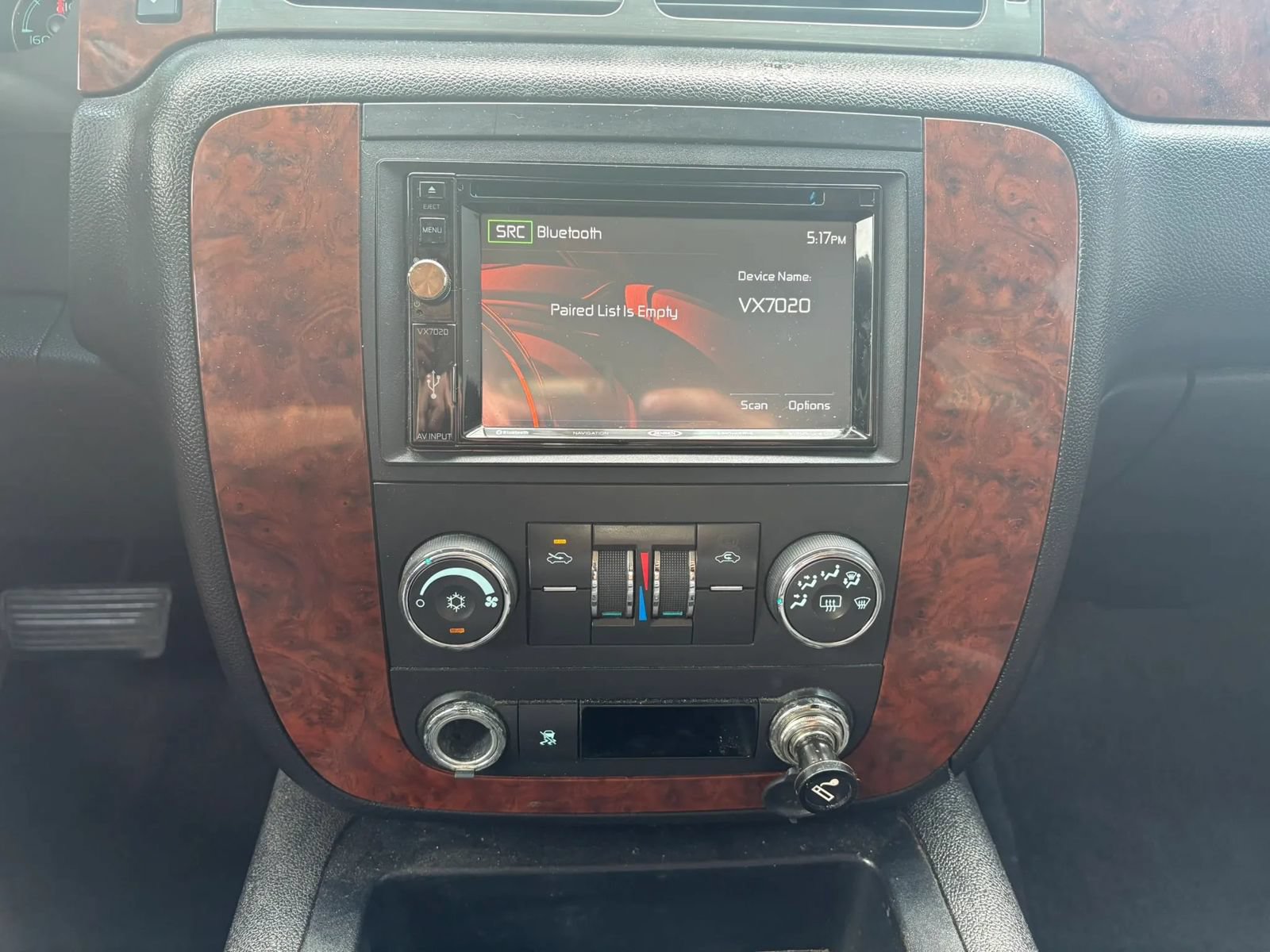 Used 2007 Chevrolet Avalanche LT AWD/4WD image 10